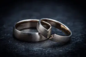A broken wedding ring a symbolic representation for the topic of what is sexual sin in the Bible
